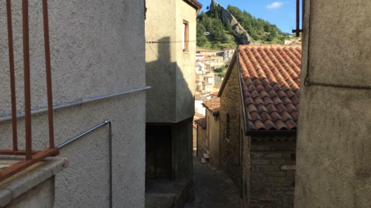 La Via Di Fuga Διαμέρισμα Pietrapertosa Εξωτερικό φωτογραφία